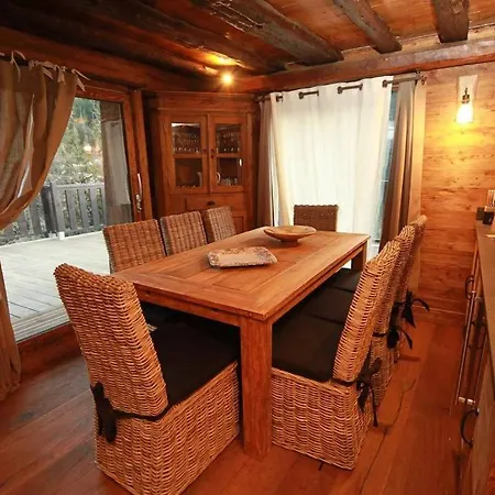 La Ferme Aux Biches 라 플라뉴